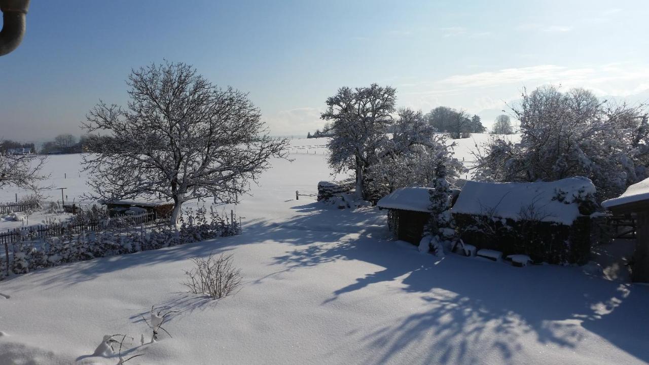 Ferienwohnung Chiemseezeit :-) - Familie Lechermann Gstadt am Chiemsee Eksteriør bilde